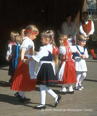 namc montessori peace education children dancing
