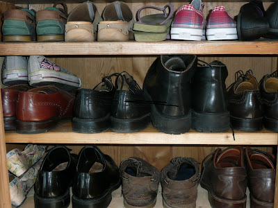 NAMC Montessori's sensitive period for order organized shoe rack