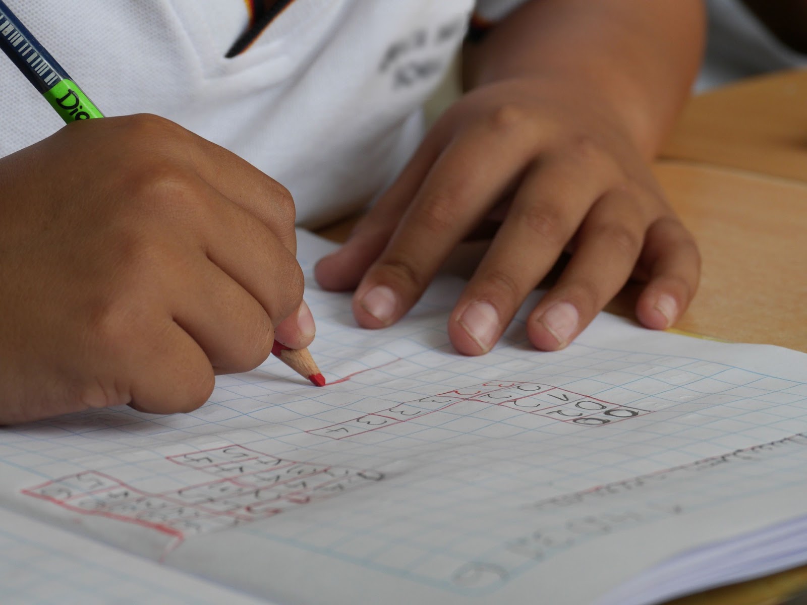 namc montessori today chapter 5 classroom environment. child writing numbers