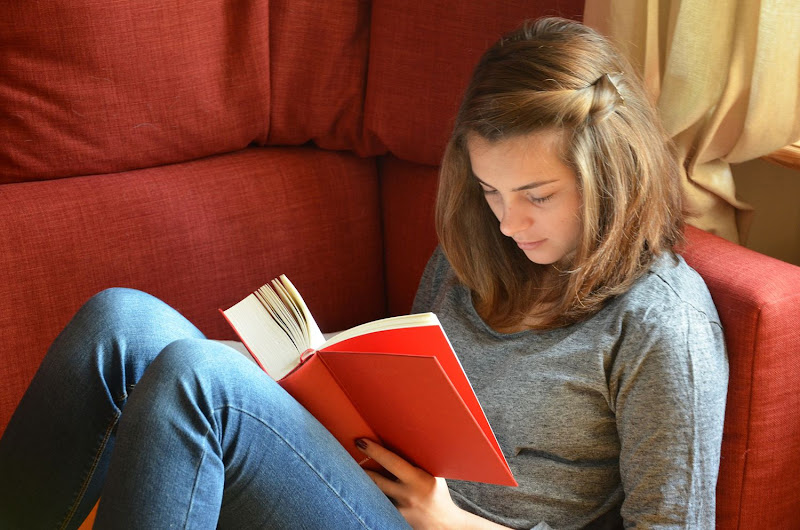 namc montessori suggestions for helping with homework girl reading a book